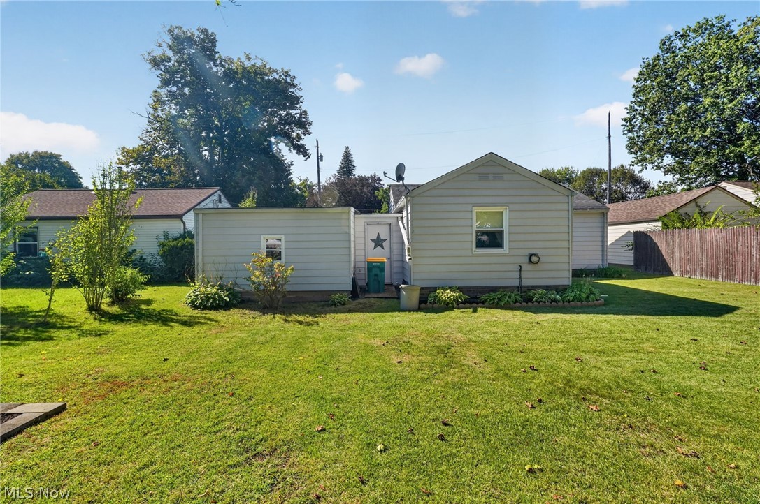 315 Morrison Street Geneva OH 44041