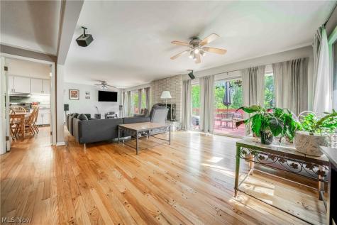 23225 Bryden Road Shaker Heights OH 44122