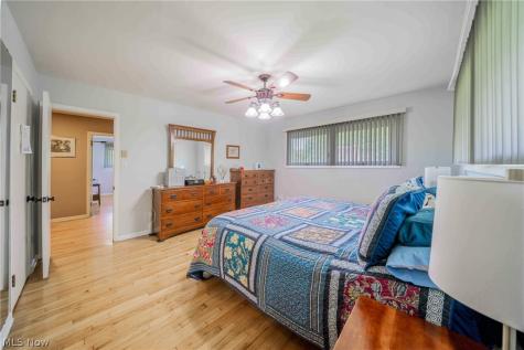 23225 Bryden Road Shaker Heights OH 44122