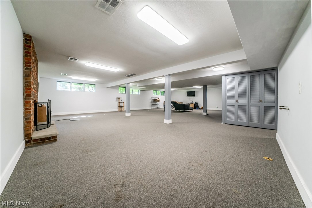 23225 Bryden Road Shaker Heights OH 44122