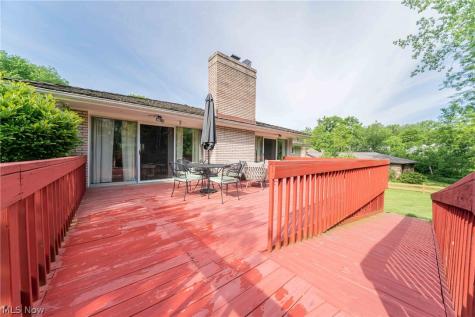 23225 Bryden Road Shaker Heights OH 44122