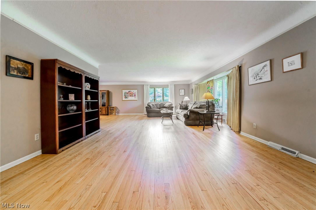 23225 Bryden Road Shaker Heights OH 44122