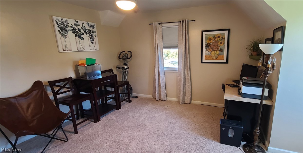 1402 Colerain Pike Martins Ferry OH 43935