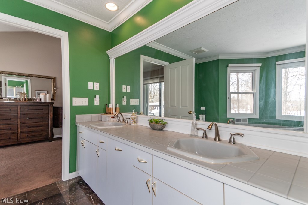 11241 Stanley Lane Twinsburg OH 44087