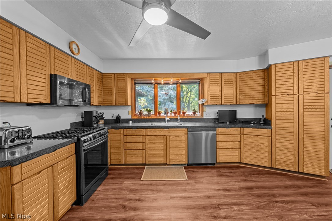 504 Sandhurst Drive Highland Heights OH 44143