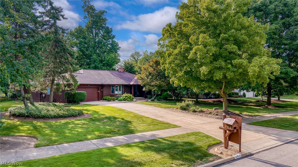 504 Sandhurst Drive Highland Heights OH 44143