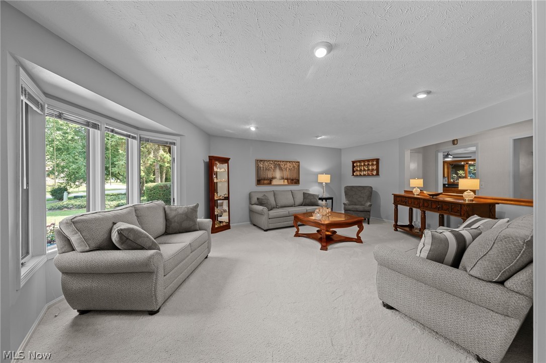504 Sandhurst Drive Highland Heights OH 44143