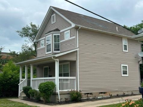 2163 E 46th Street Cleveland OH 44103