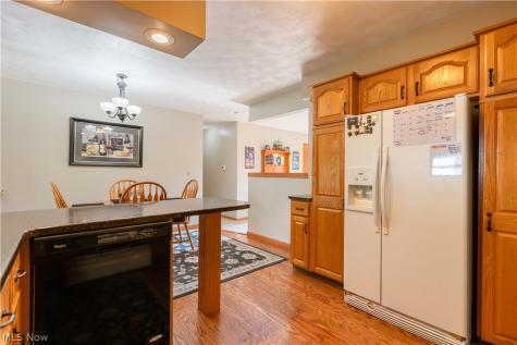 9412 Rohrland Street NW Massillon OH 44647