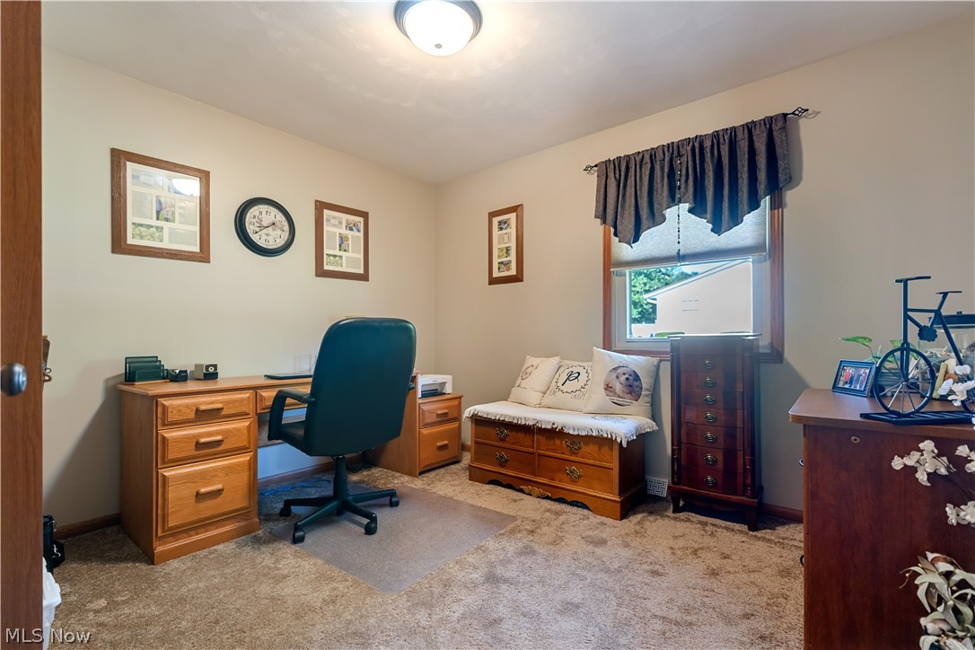 9412 Rohrland Street NW Massillon OH 44647