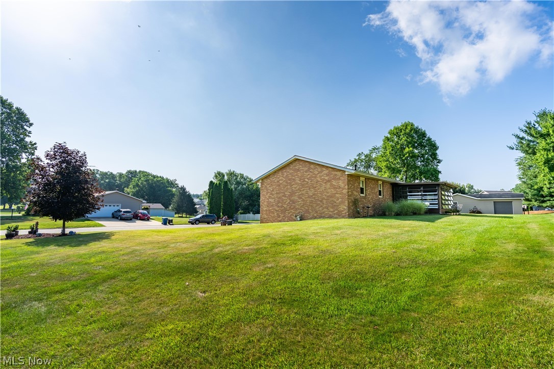 9412 Rohrland Street NW Massillon OH 44647