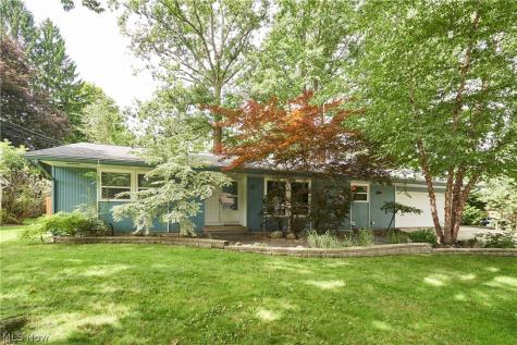 358 Sandhurst Road Akron OH 44333