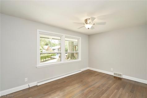358 Sandhurst Road Akron OH 44333
