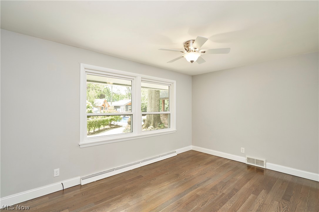 358 Sandhurst Road Akron OH 44333