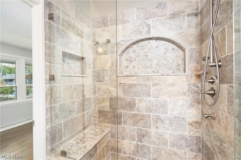 358 Sandhurst Road Akron OH 44333