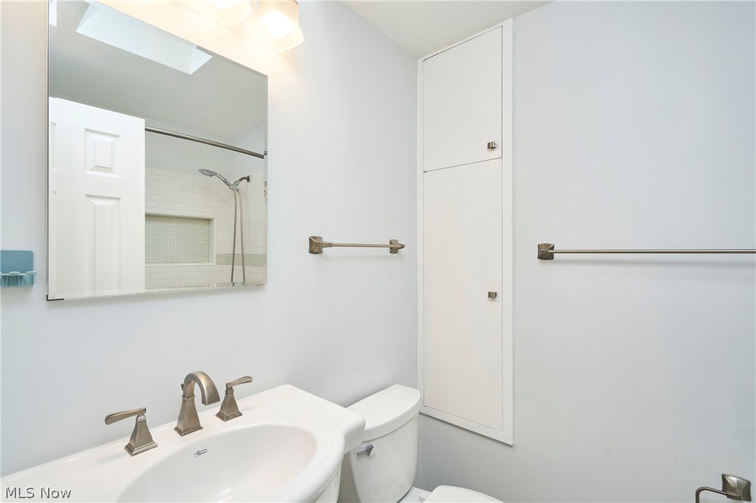 358 Sandhurst Road Akron OH 44333