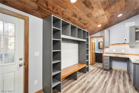 358 Sandhurst Road Akron OH 44333