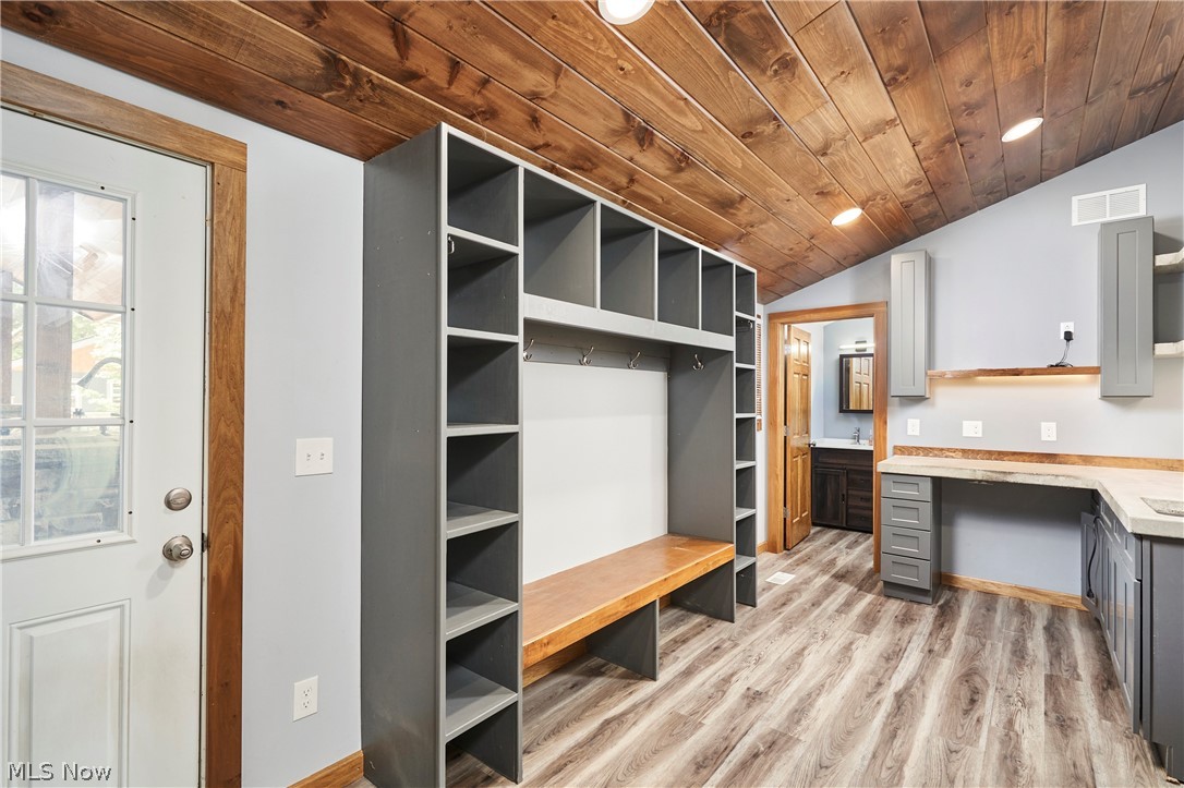 358 Sandhurst Road Akron OH 44333