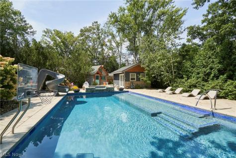 358 Sandhurst Road Akron OH 44333