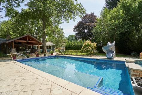 358 Sandhurst Road Akron OH 44333