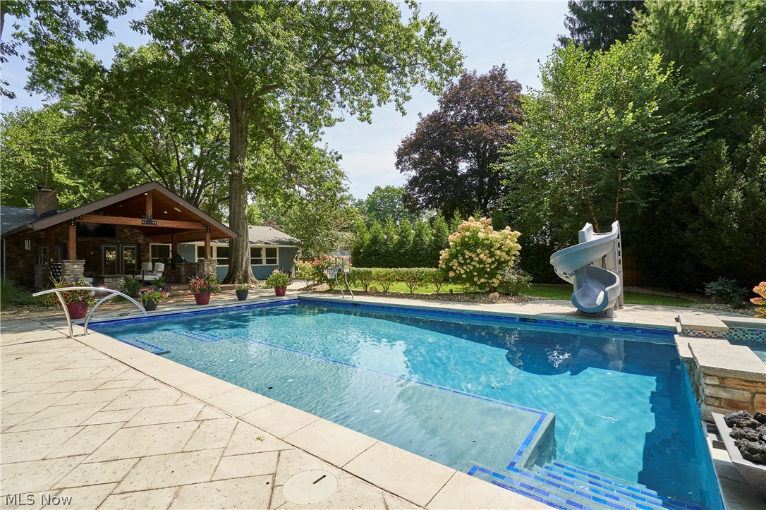 358 Sandhurst Road Akron OH 44333