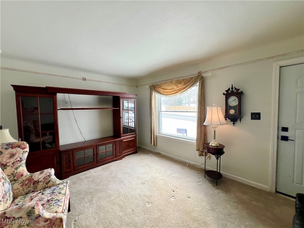 1935 Rockefeller Road Wickliffe OH 44092