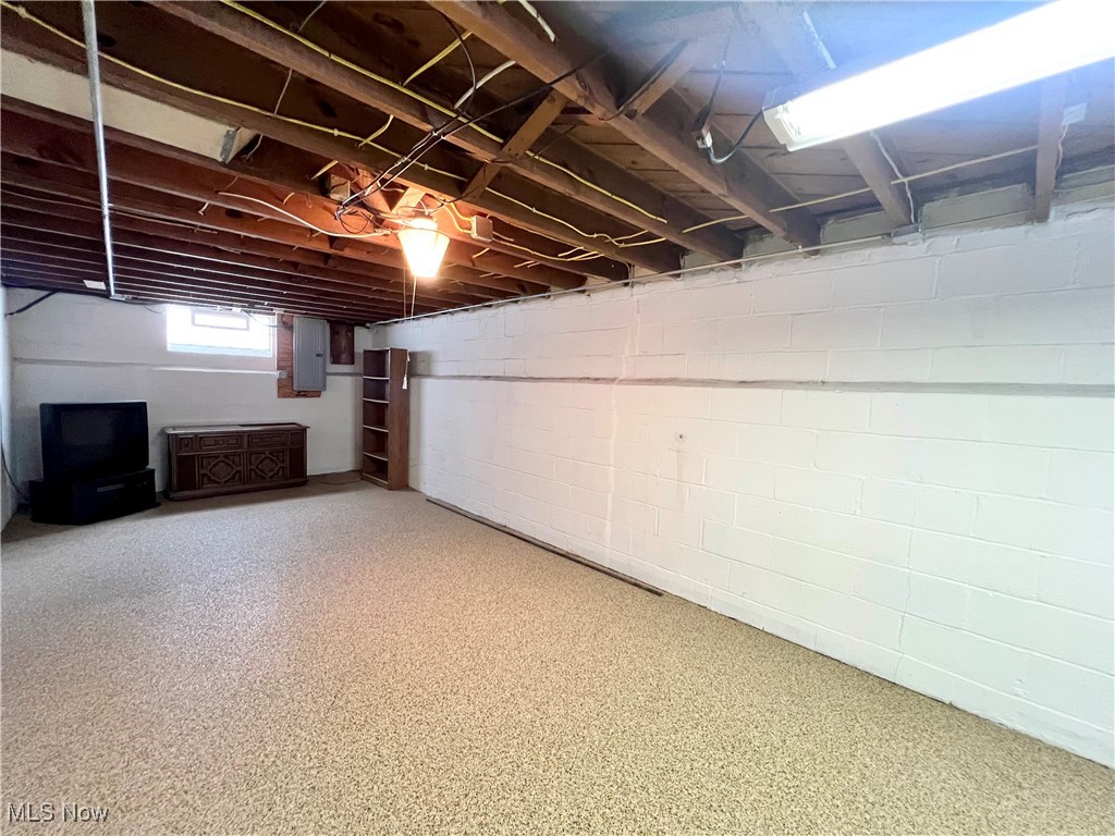 1935 Rockefeller Road Wickliffe OH 44092