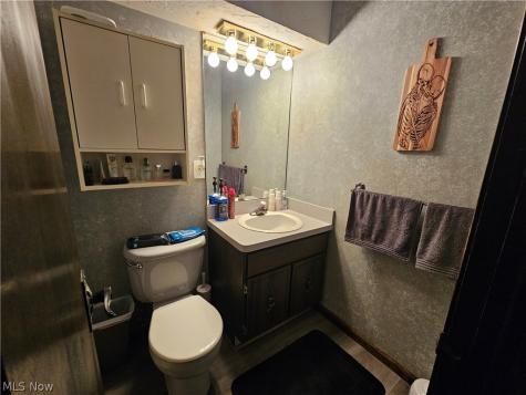 4112 Ivanhoe Drive Lorain OH 44053