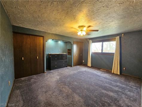 4112 Ivanhoe Drive Lorain OH 44053