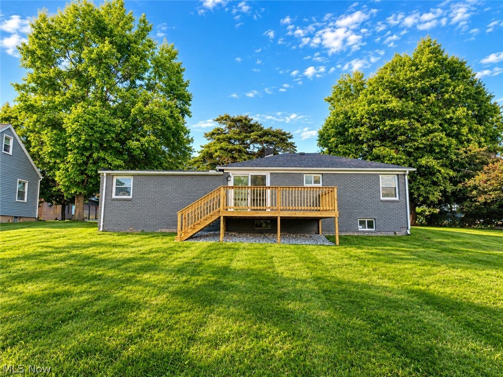 1963 Deermont Avenue NW Massillon OH 44647