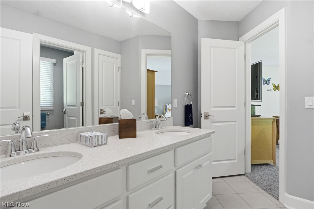 7230 Brighton Park Court Chagrin Falls OH 44023