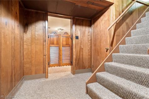 302 Summit Street SW North Canton OH 44720