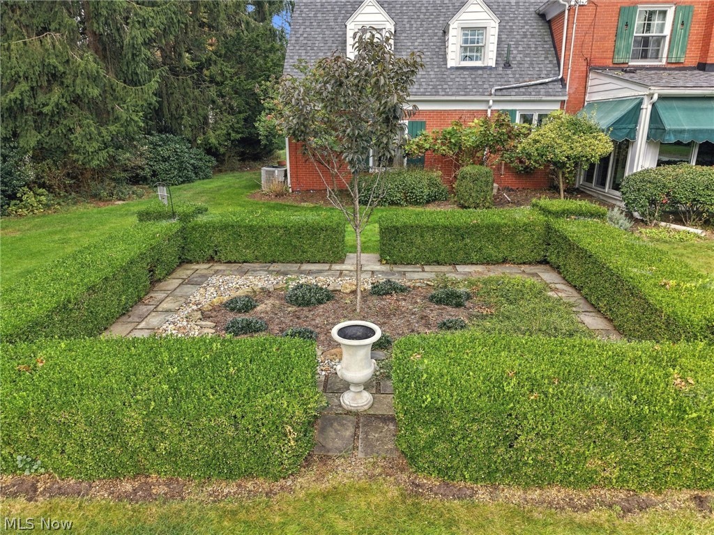 302 Summit Street SW North Canton OH 44720
