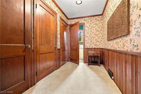 302 Summit Street SW North Canton OH 44720