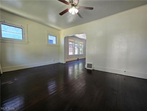 846 Clark Street Akron OH 44306