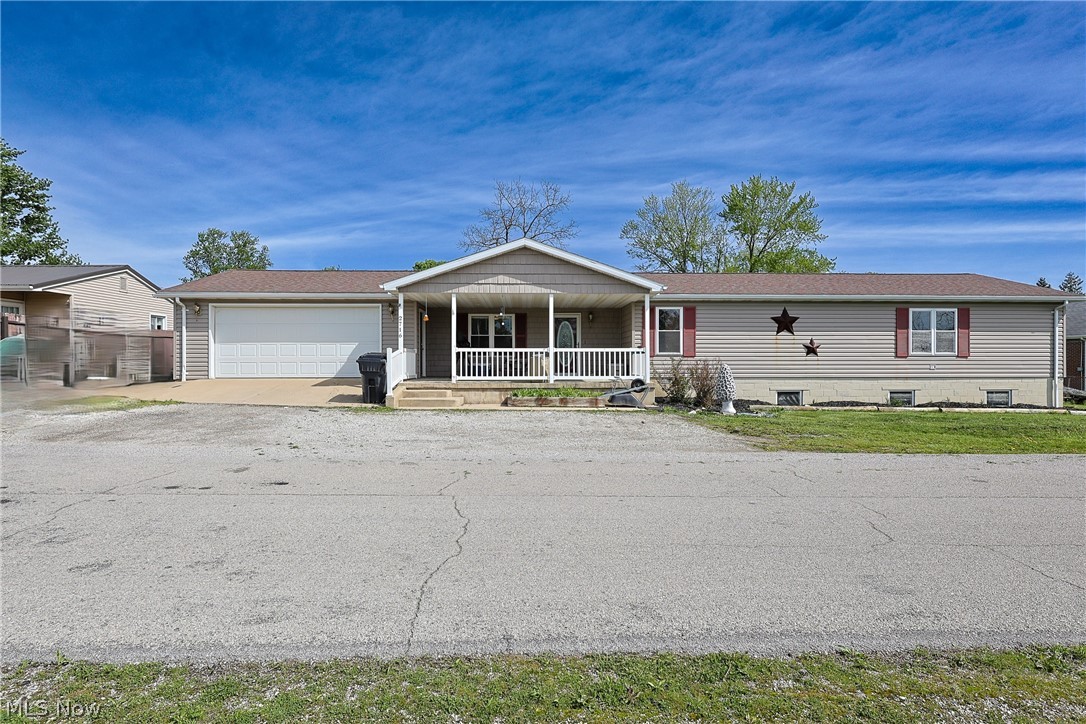 2716 N Railroad Street Collins OH 44826