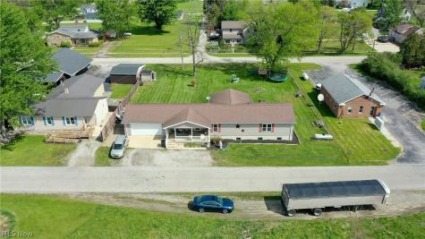 2716 N Railroad Street Collins OH 44826