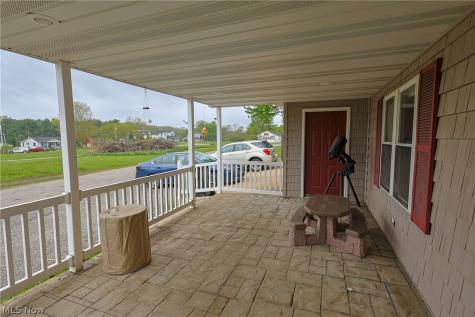 2716 N Railroad Street Collins OH 44826