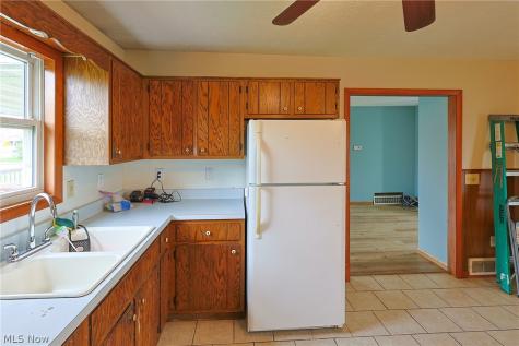 2716 N Railroad Street Collins OH 44826