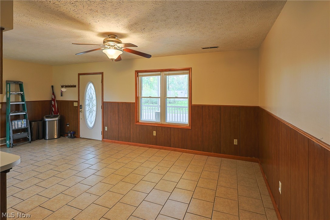2716 N Railroad Street Collins OH 44826