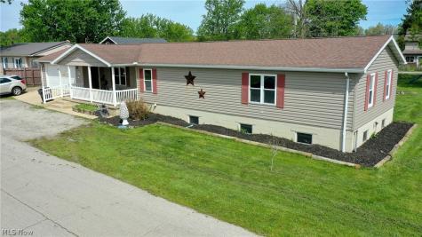 2716 N Railroad Street Collins OH 44826