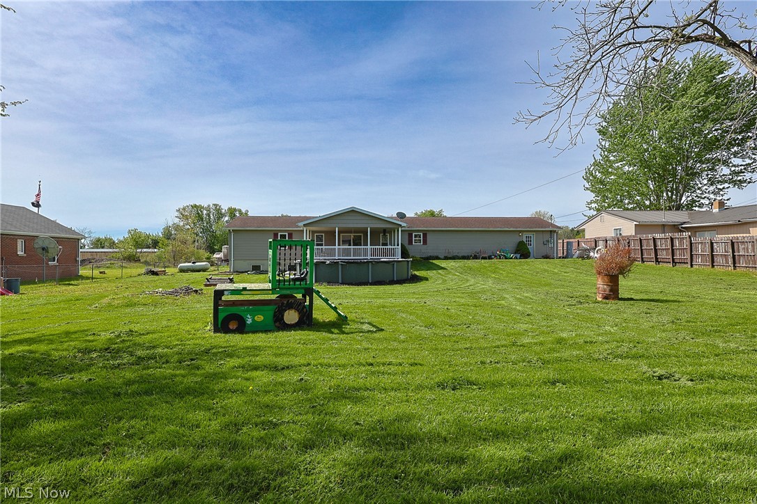 2716 N Railroad Street Collins OH 44826