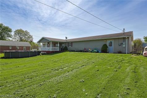 2716 N Railroad Street Collins OH 44826
