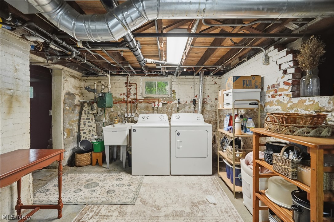108 W Main Street South Amherst OH 44001
