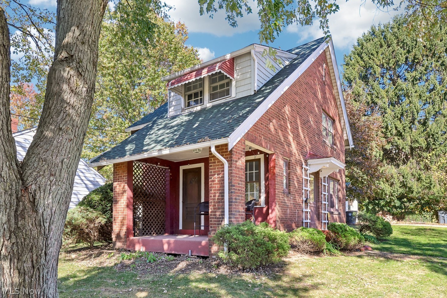 1579 Preston Avenue Akron OH 44305