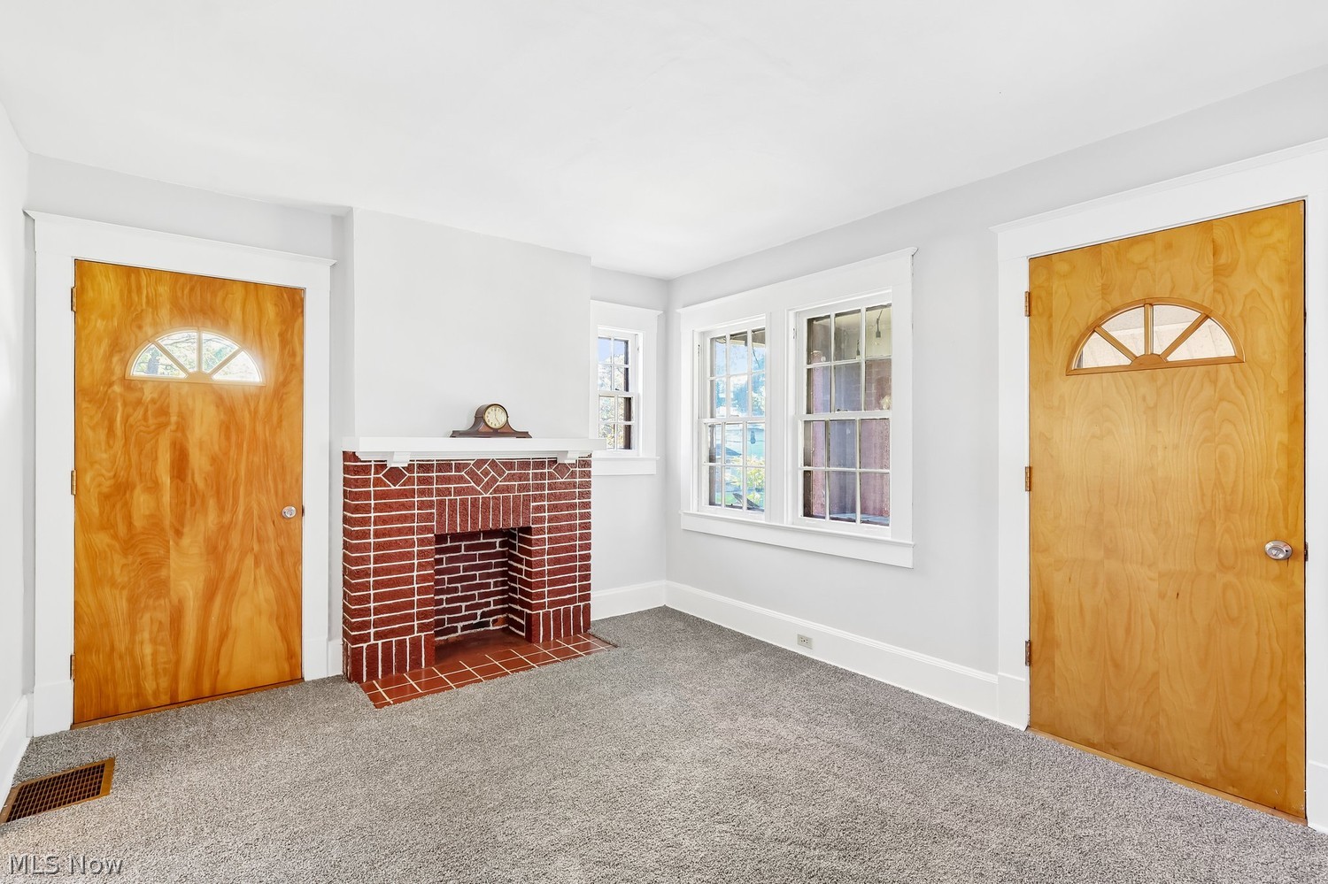 1579 Preston Avenue Akron OH 44305
