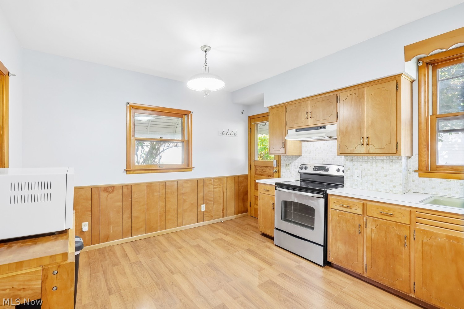 1579 Preston Avenue Akron OH 44305