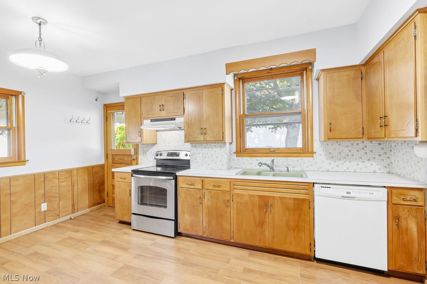 1579 Preston Avenue Akron OH 44305