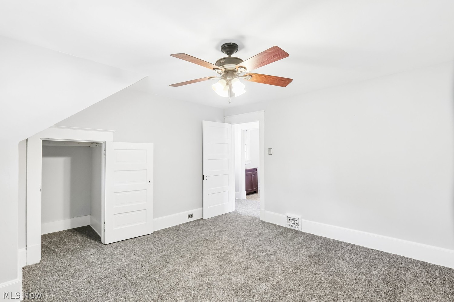 1579 Preston Avenue Akron OH 44305