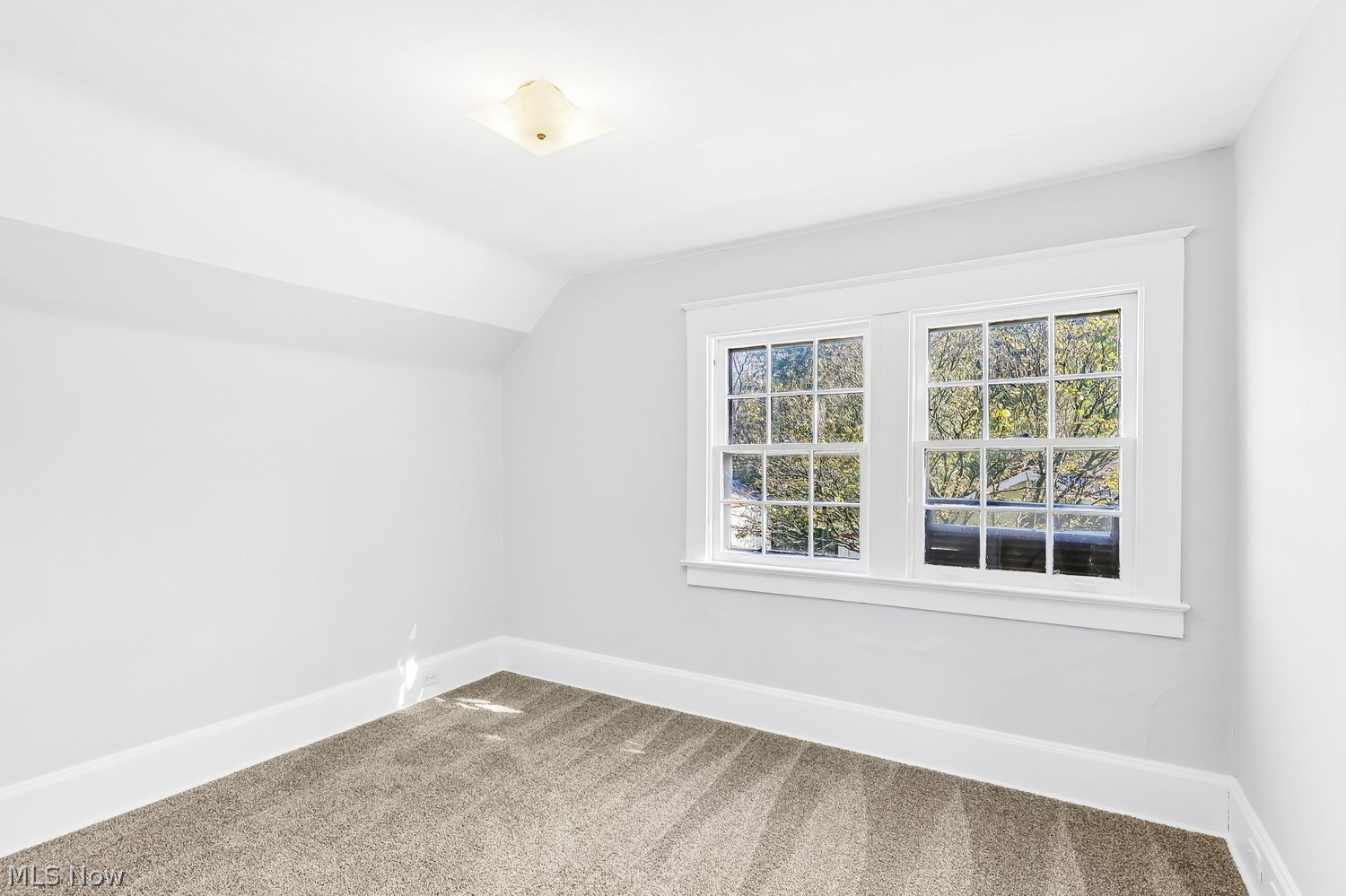 1579 Preston Avenue Akron OH 44305
